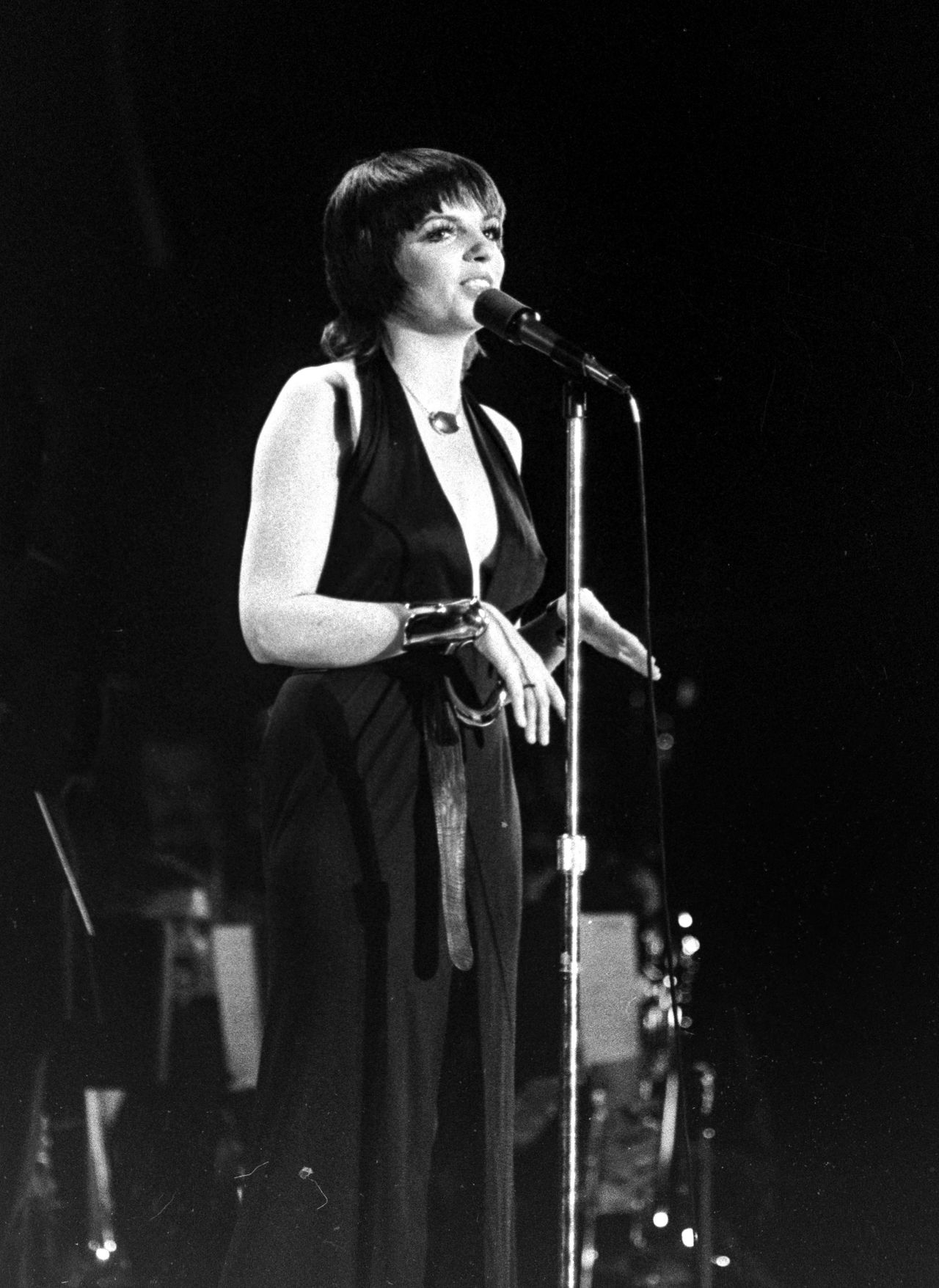 La_reazione_di_Liza_alla_morte_di_Judy_Garland_nH6afQ10BG - Confidenze24 source:closerweekly - La reazione di Liza alla morte di Judy Garland - Liza Minnelli negli anni '70