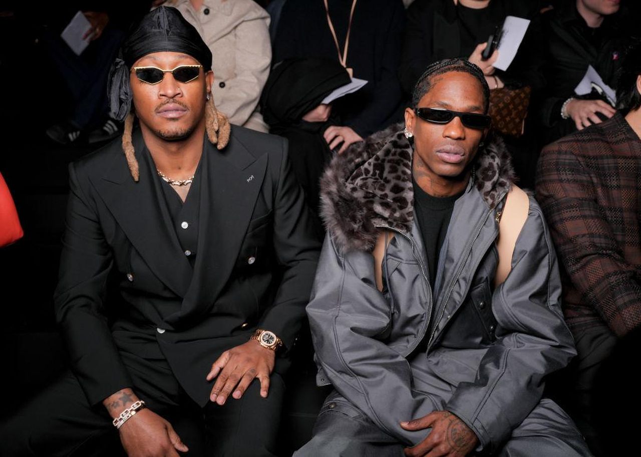 La_sfilata_di_Pharrell_a_Parigi_dH0bWxY8AN - Confidenze24 source:bossip - La sfilata di Pharrell a Parigi - Louis Vuitton - Front Row - Paris Fashion Week - Menswear Fall 2025