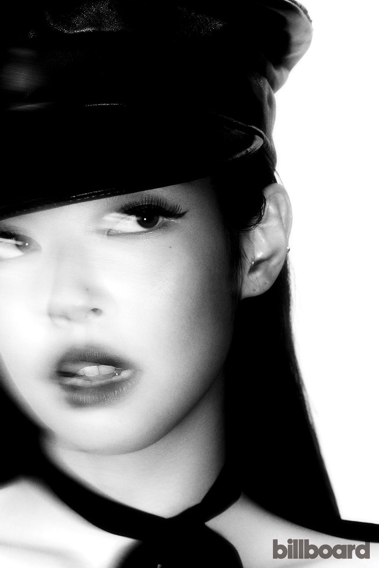 La_sua_esperienza_a_Los_Angeles_SgOeTzbiUJ - Confidenze24 source:billboard - La sua esperienza a Los Angeles - Jennie, Billboard Cover Shoot 2025, Issue 1