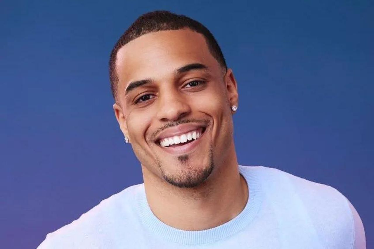 Le_Donne_in_Gara_per_il_Cuore_di_Grant_4LvARsar9z - Confidenze24 source:thehollywoodgossip - Le Donne in Gara per il Cuore di Grant - Grant Ellis in una foto promozionale di ABC.