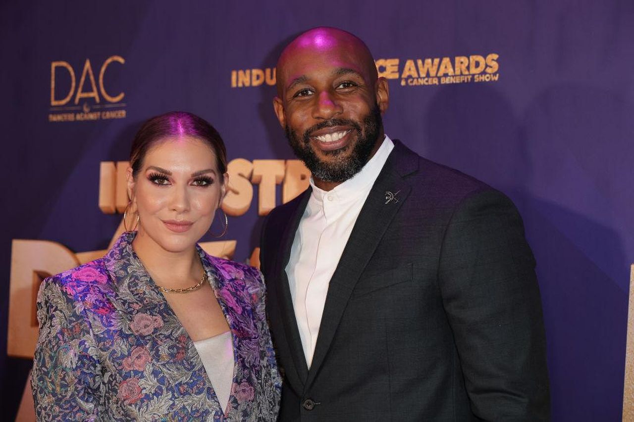 Le_Rivelazioni_di_Allison_Holker_Ph51fATQEP - Confidenze24 source:bossip - Le Rivelazioni di Allison Holker - Premi di Danza dell'Industria 2022