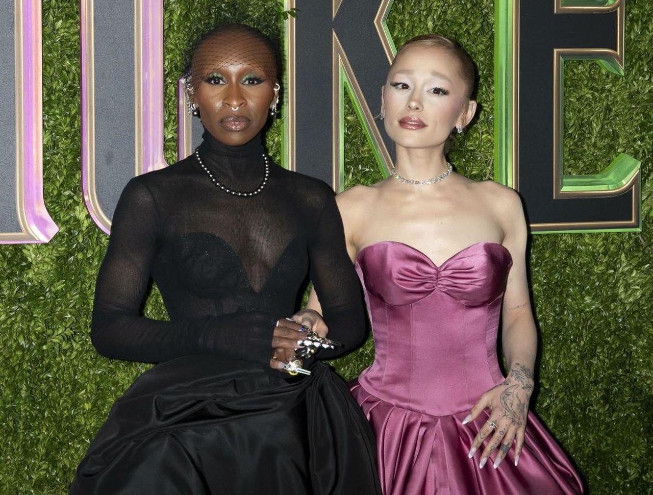 Le_Sorprese_delle_Nomination_ywJ8bR5xG0 - Confidenze24 source:celebitchy - Le Sorprese delle Nomination - Cynthia Erivo e Ariana Grande alla premiere di Wicked