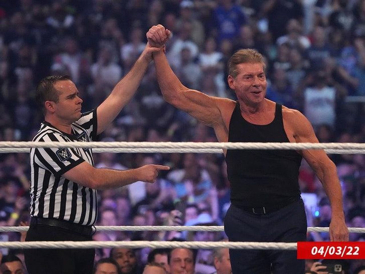 Le_conseguenze_dellaccordo_fMSZpijU5Z - Confidenze24 source:allcelebrities - Le conseguenze dell'accordo - Vince McMahon
