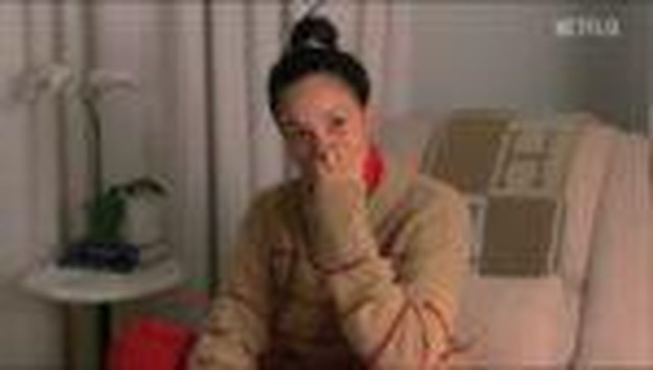 Le_conseguenze_di_un_flop_jpddJFTbWk - Confidenze24 source:celebitchy - Le conseguenze di un flop - Coperta Hermes in Netflix