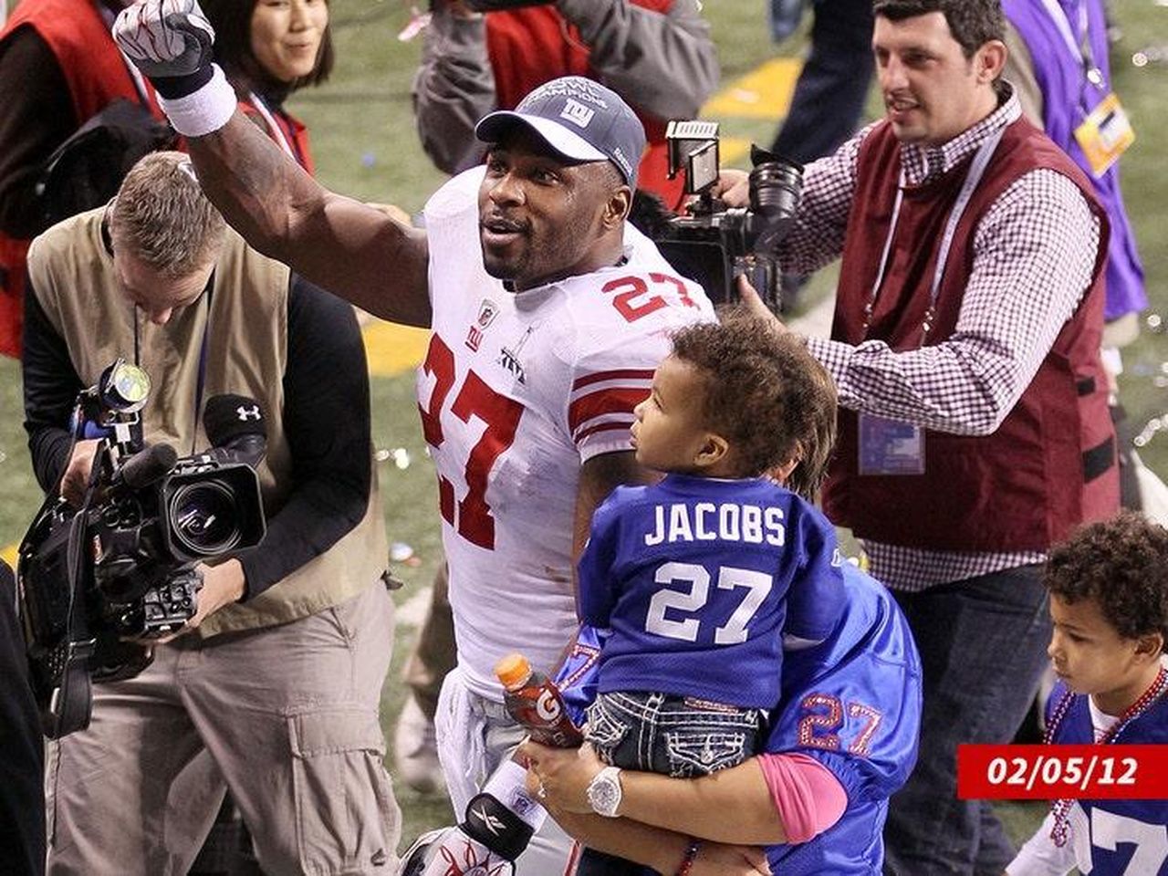 Le_difficolt_recenti_dei_Giants_93vZHWXbUF - Confidenze24 source:allcelebrities - Le difficoltà recenti dei Giants - Giants in difficoltà