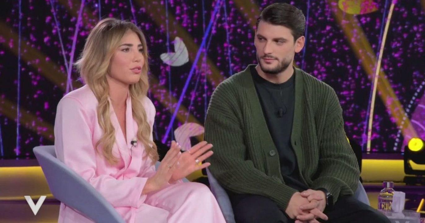 Le_parole_di_Martina_fKQZwjqUca - Confidenze24 Le parole di Martina - Martina De Ioannon e Ciro Solimeno a Verissimo