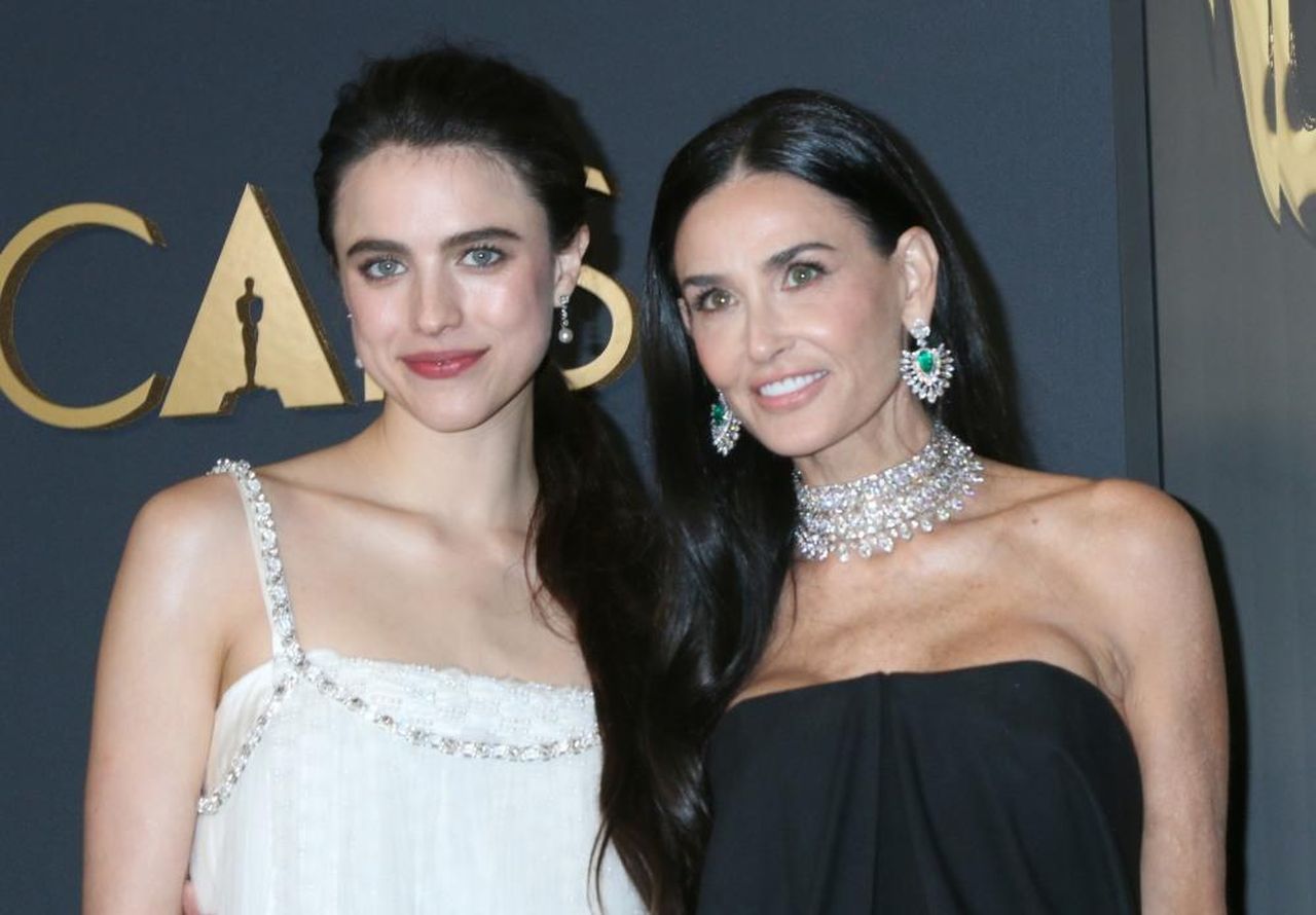 Lesperienza_di_Margaret_con_i_prostetici_Vze88WRWJV - Confidenze24 source:celebitchy - L'esperienza di Margaret con i prostetici - Margaret Qualley durante le riprese di The Substance
