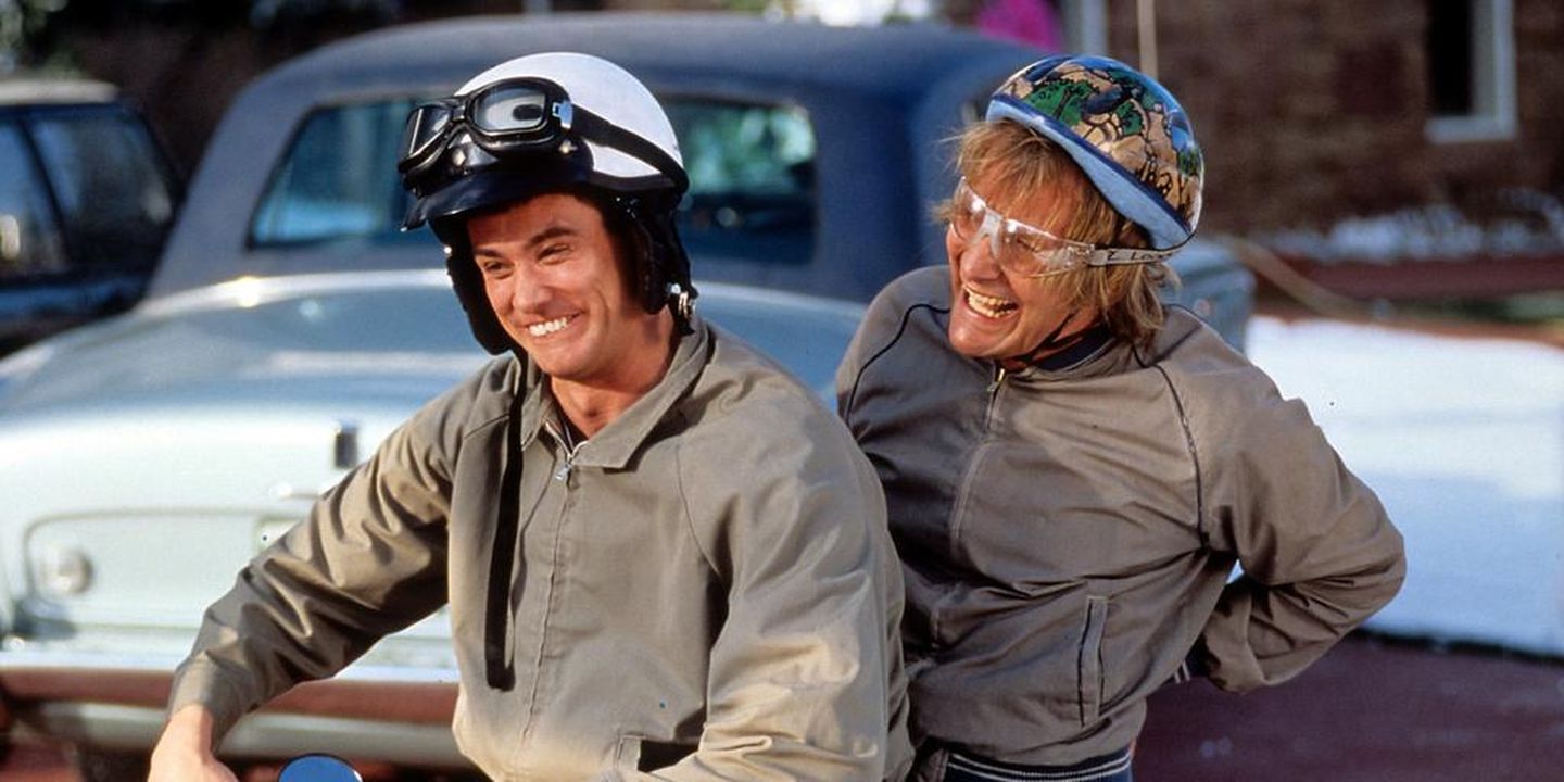 Lloyd_Christmas_upUuG9ZxBx - Confidenze24 source:usmagazine - Lloyd Christmas - Lloyd Christmas di Jim Carrey