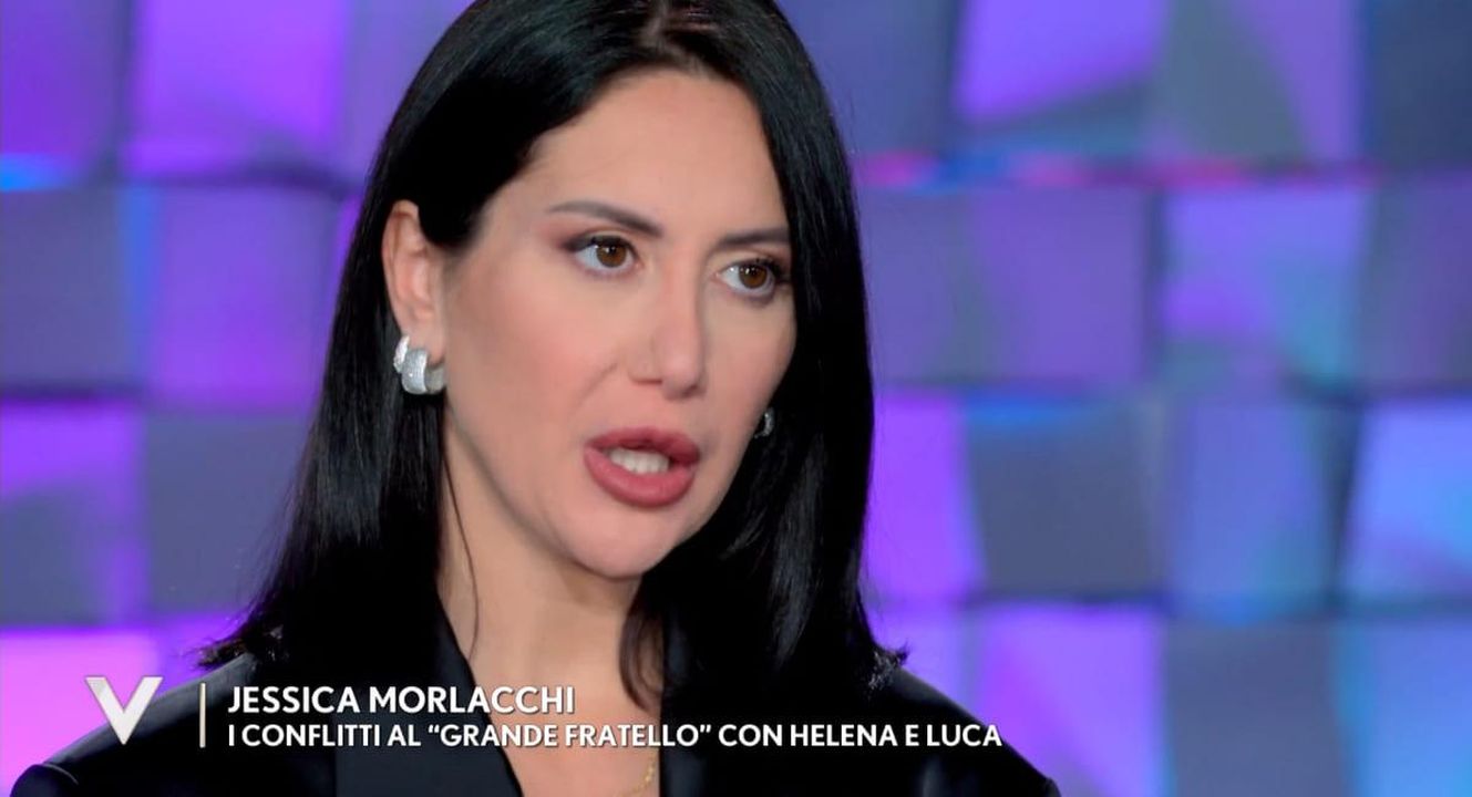 Lospite_ha_rivelato_perch_ha_deciso_di_lasciare_il_Grande_Fratello_wiW7lUDpUn - Confidenze24 source:lanostratv - L’ospite ha rivelato perché ha deciso di lasciare il Grande Fratello - foto jessica morlacchi verissimo