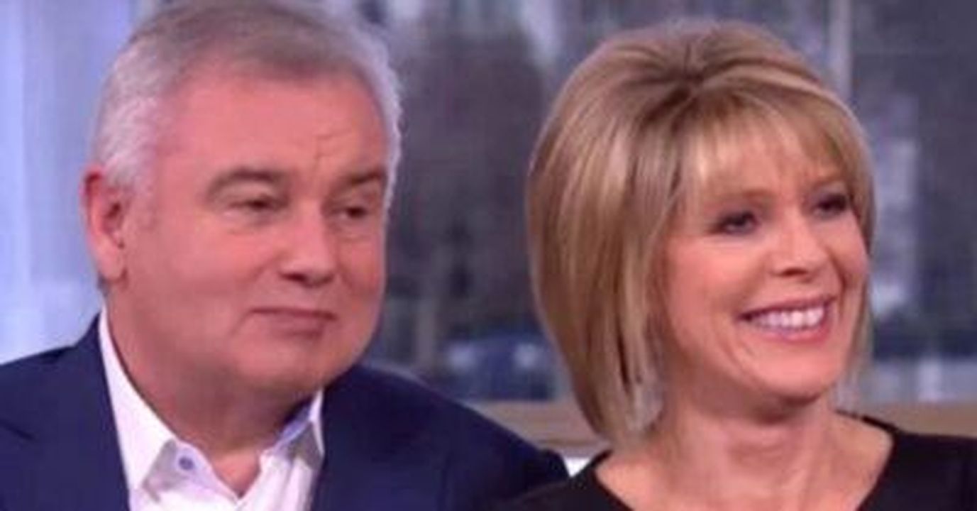 Matrimoni_di_celebrit_le_star_che_annunciano_la_separazione_8Y5eNvSivU - Confidenze24 source:entertainmentdaily - Matrimoni di celebrità: le star che annunciano la separazione - Eamonn e Ruth sorridenti