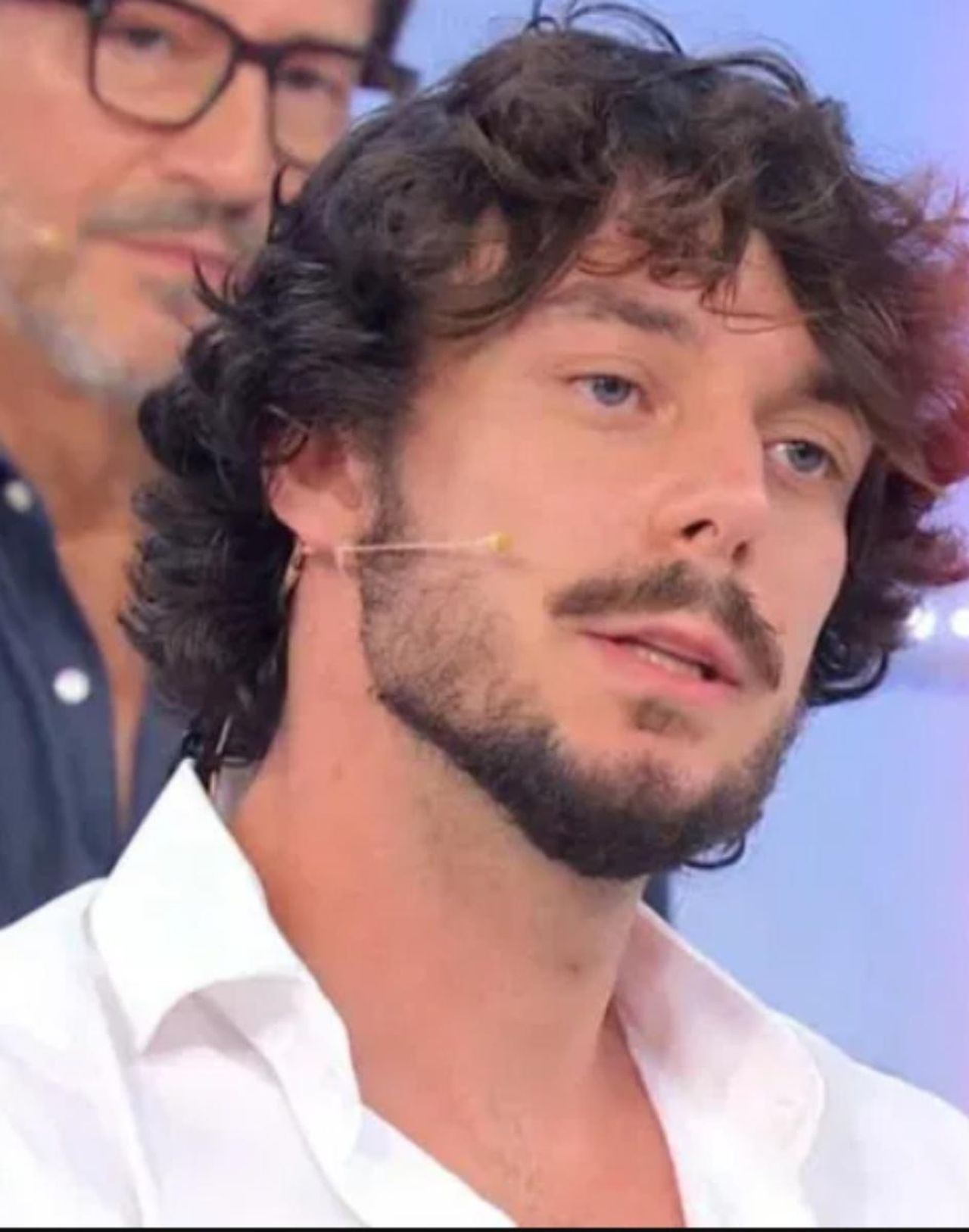 Michele_contatta_le_sue_corteggiatrici_dopo_il_trono_42AAPQt6d3 - Confidenze24 source:tvzap - Michele contatta le sue corteggiatrici dopo il trono - Michele a Uomini e Donne