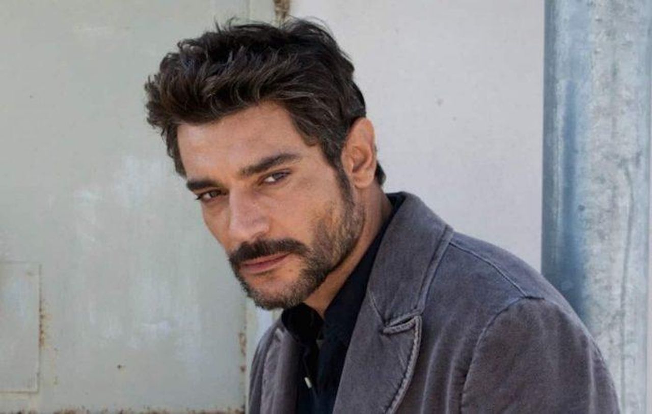 Mina_Settembre_3_intervista_a_Giuseppe_Zeno_IJtNwHT26Z - Confidenze24 source:superguidatv - Mina Settembre 3, intervista a Giuseppe Zeno - Giuseppe Zeno - attore
