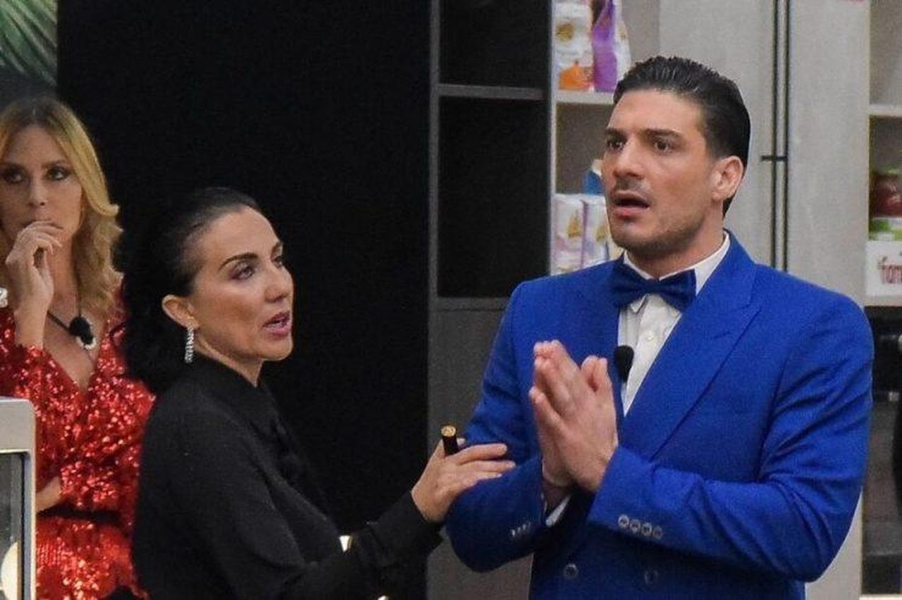 Nel_Grande_Fratello_la_discussione_sul_ripescaggio_degli_ex_concorrenti_divide_la_Casa_jTqXNWLG8r - Confidenze24 source:controcopertina - Nel Grande Fratello, la discussione sul ripescaggio degli ex concorrenti divide la Casa. - Pamela svela il segreto nel Grande Fratello