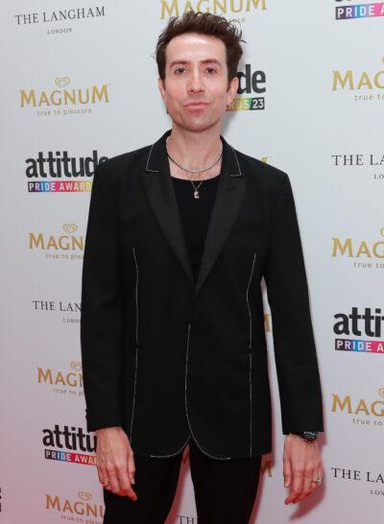 Nick_Grimshaw__il_nuovo_conduttore_hJsJV0vk4Y - Confidenze24 source:entertainmentdaily - Nick Grimshaw è il nuovo conduttore - Nick Grimshaw agli Attitude Pride Awards 2023