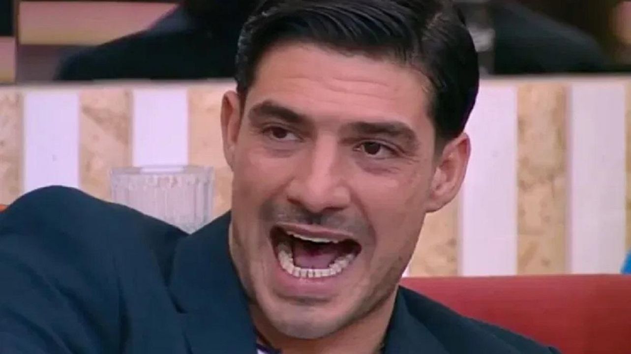 source:quilink - Nuova polemica durante una chiacchierata notturna - "O esco o scateno il vero gioco": Lorenzo Spolverato minaccia il GF