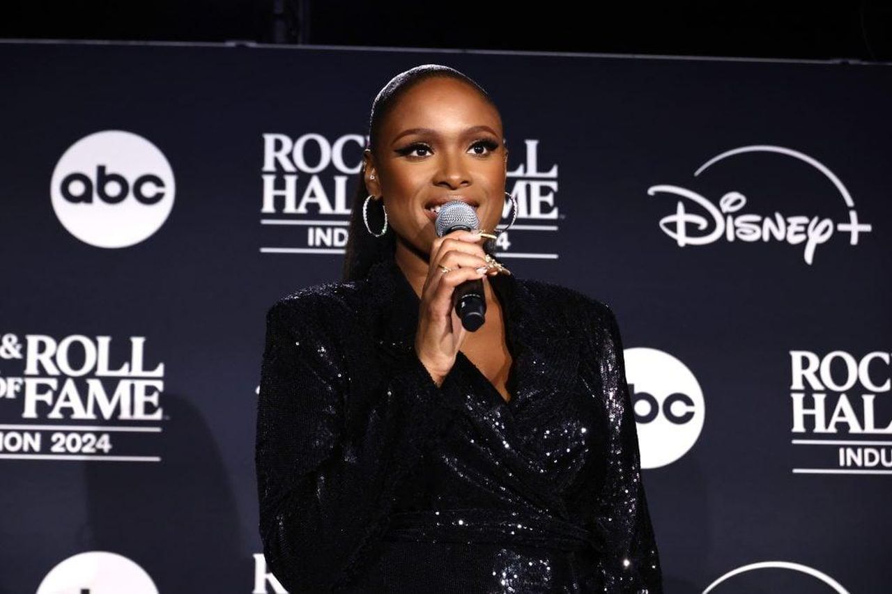 Perch_i_fan_pensano_che_Jennifer_Hudson_sia_incinta_Uh3Ok3V7eH - Confidenze24 source:thehollywoodgossip - Perché i fan pensano che Jennifer Hudson sia incinta? - Jennifer Hudson il 19 ottobre 2024.