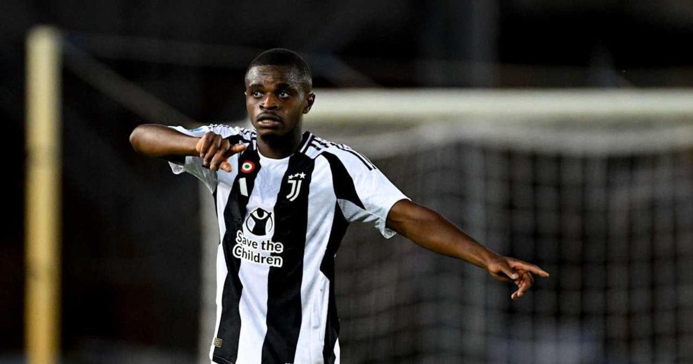 Pierre_Kalulu_la_Juventus_verso_il_riscatto_AgRIo7Twi4 - Confidenze24 source:Blasting News - Pierre Kalulu: la Juventus verso il riscatto - Pierre Kalulu, difensore della Juventus
