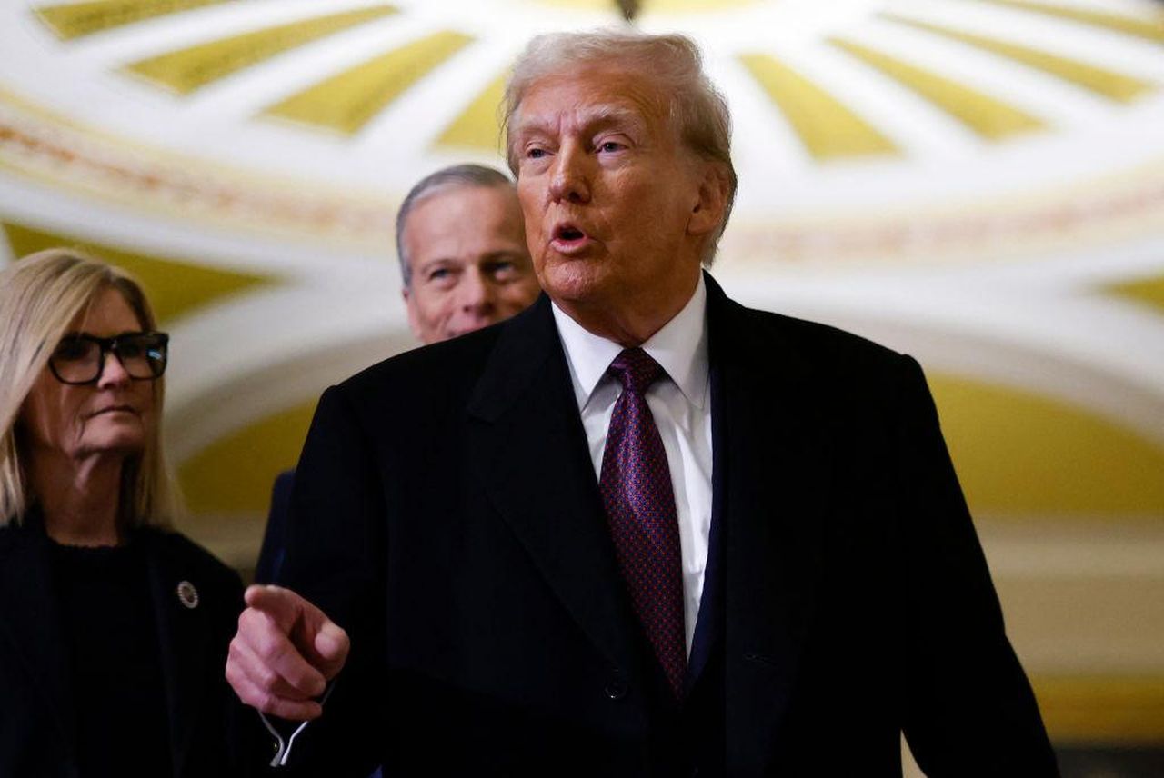 Qual__il_Vero_Effetto_delle_Parole_di_Trump_sv5VDCmEld - Confidenze24 source:bossip - Qual è il Vero Effetto delle Parole di Trump? - US-POLITICS-FUNERAL-CARTER