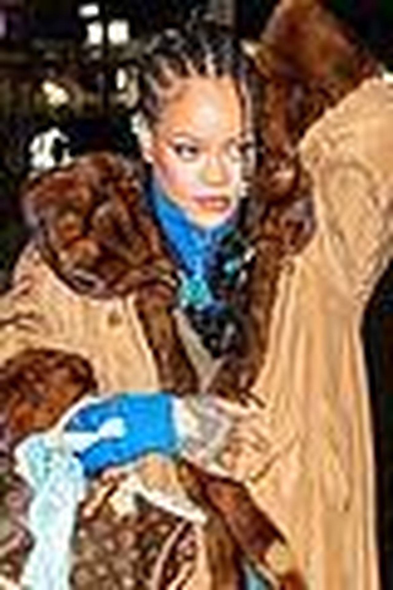 Rihanna_avvistata_in_studio_di_registrazione_Qrb7jOxdZE - Confidenze24 source:justjared - Rihanna avvistata in studio di registrazione - Rihanna visita uno studio di registrazione a NYC 02