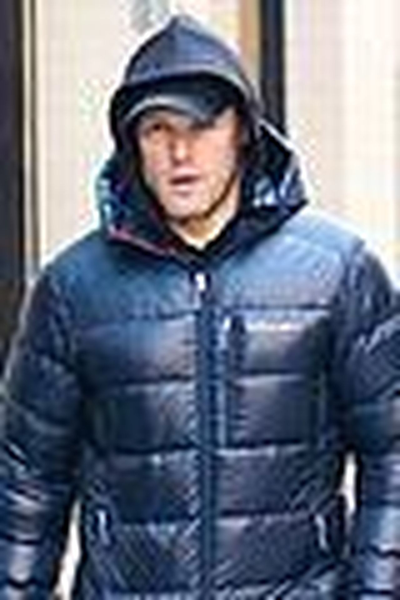 Sam_Heughan_si_allena_a_New_York_G3UB7ZnTQu - Confidenze24 source:justjared - Sam Heughan si allena a New York - Sam Heughan in palestra