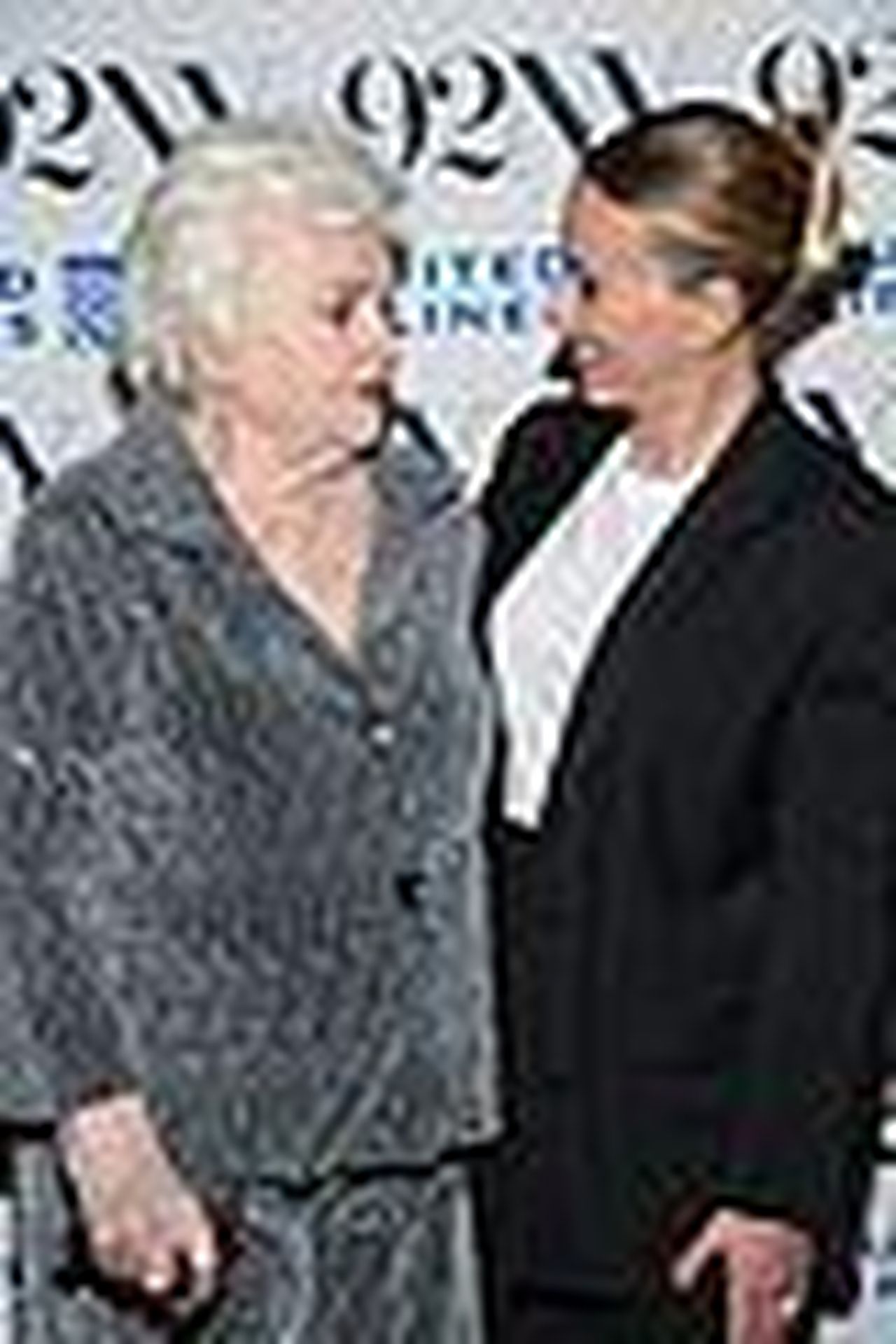 Scarlett_Johansson_e_il_suo_look_casualchic_3OsJVkvQ7A - Confidenze24 source:justjared - Scarlett Johansson e il suo look casual-chic - Scarlett Johansson al screening di Thelma