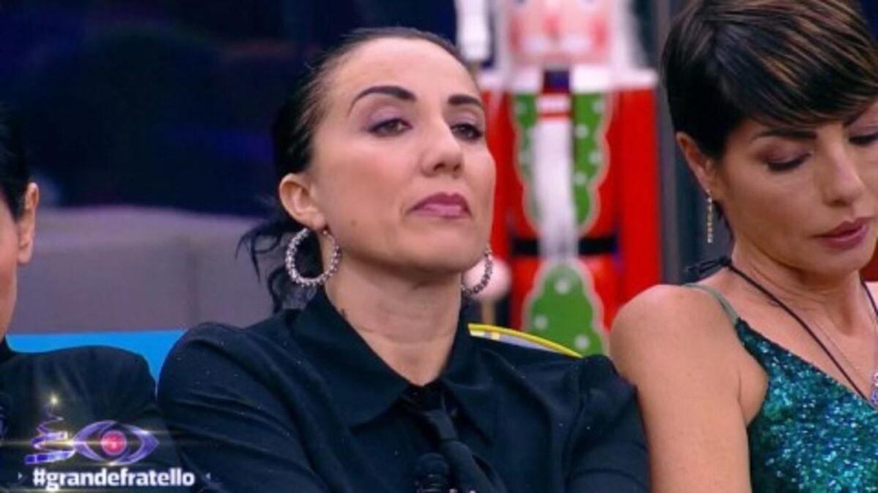 Scoppia_una_polemica_nella_Casa_dopo_il_ripescaggio_degli_eliminati_ZrOkXGlueq - Confidenze24 source:lanostratv - Scoppia una polemica nella Casa dopo il ripescaggio degli eliminati - foto pamela petrarolo 23gennaio