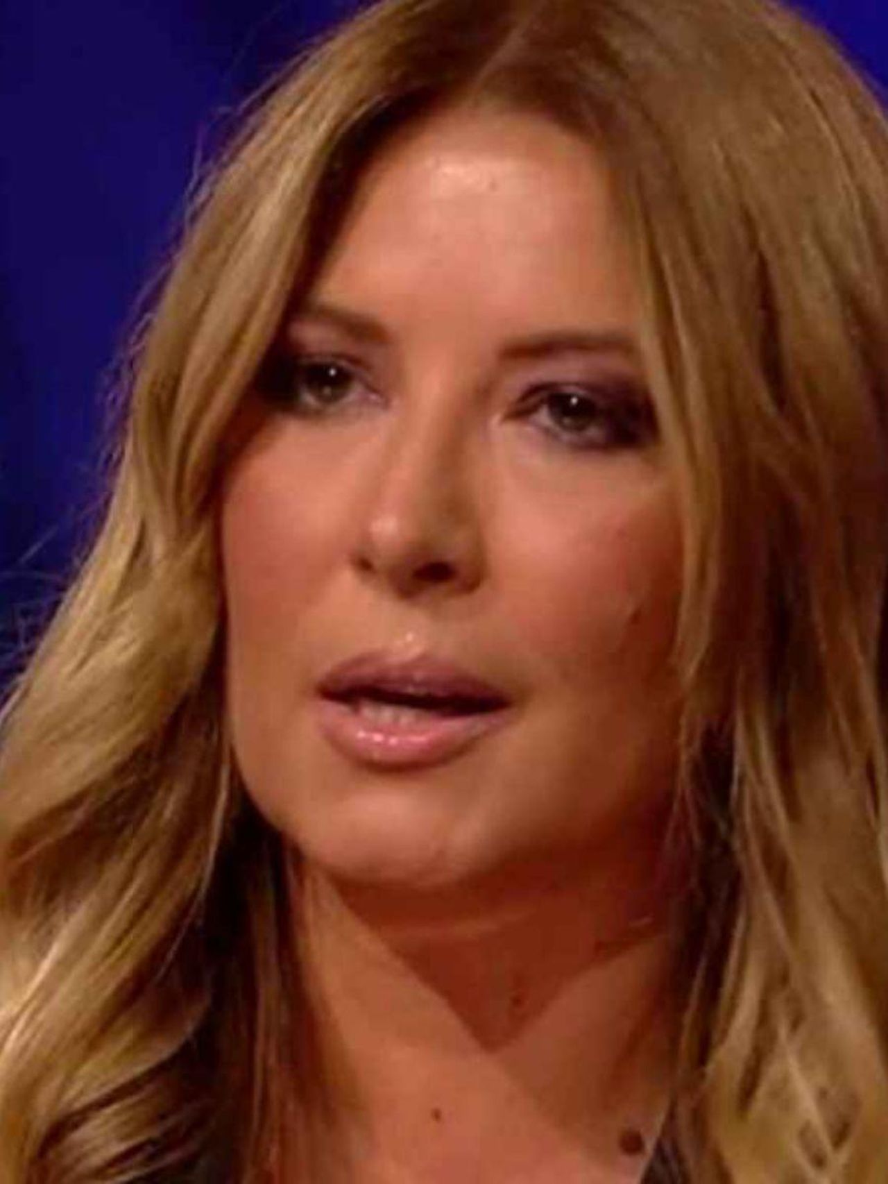 Selvaggia_Lucarelli_e_il_nuovo_scoop_clamoroso_PjkK31T2XP - Confidenze24 source:tvzap - Selvaggia Lucarelli e il nuovo scoop clamoroso - Selvaggia Lucarelli
