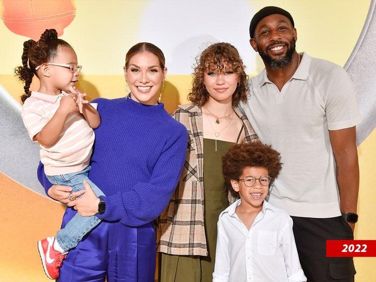 Silenzio_di_Allison_di_fronte_alle_critiche_CC0Q6RLAR8 - Confidenze24 source:allcelebrities - Silenzio di Allison di fronte alle critiche - Allison Holker