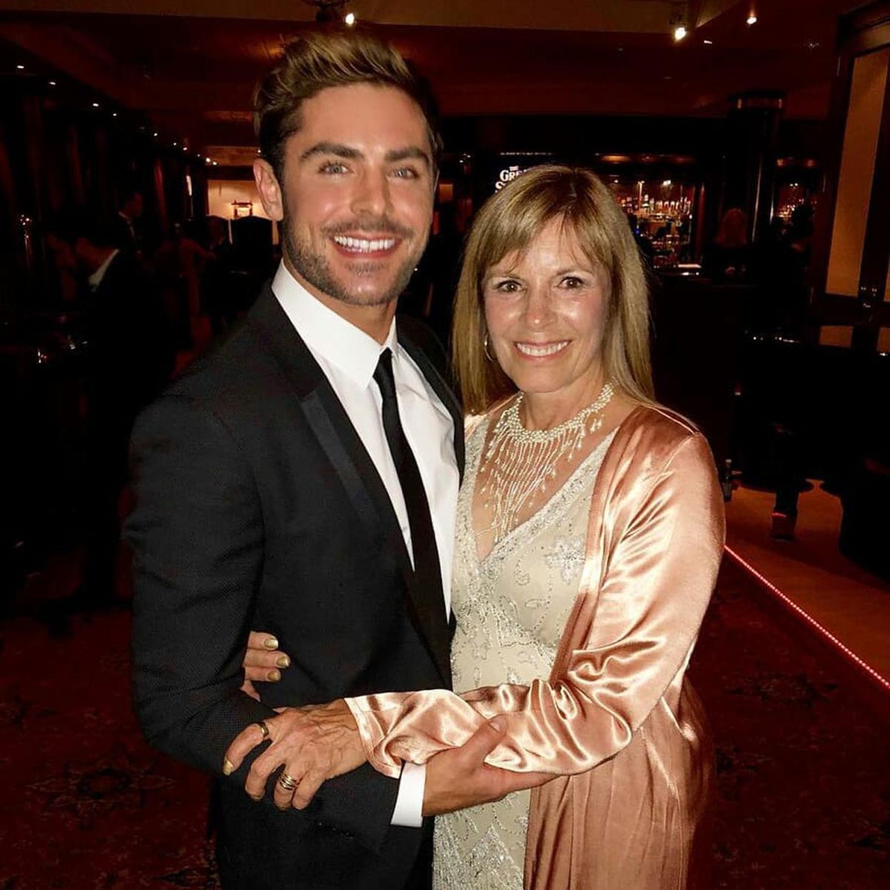Starla_Baskett_UArKk1V5B3 - Confidenze24 source:usmagazine - Starla Baskett - Zac Efron’s Family Guide: Meet His Siblings, Theirs Parents and More