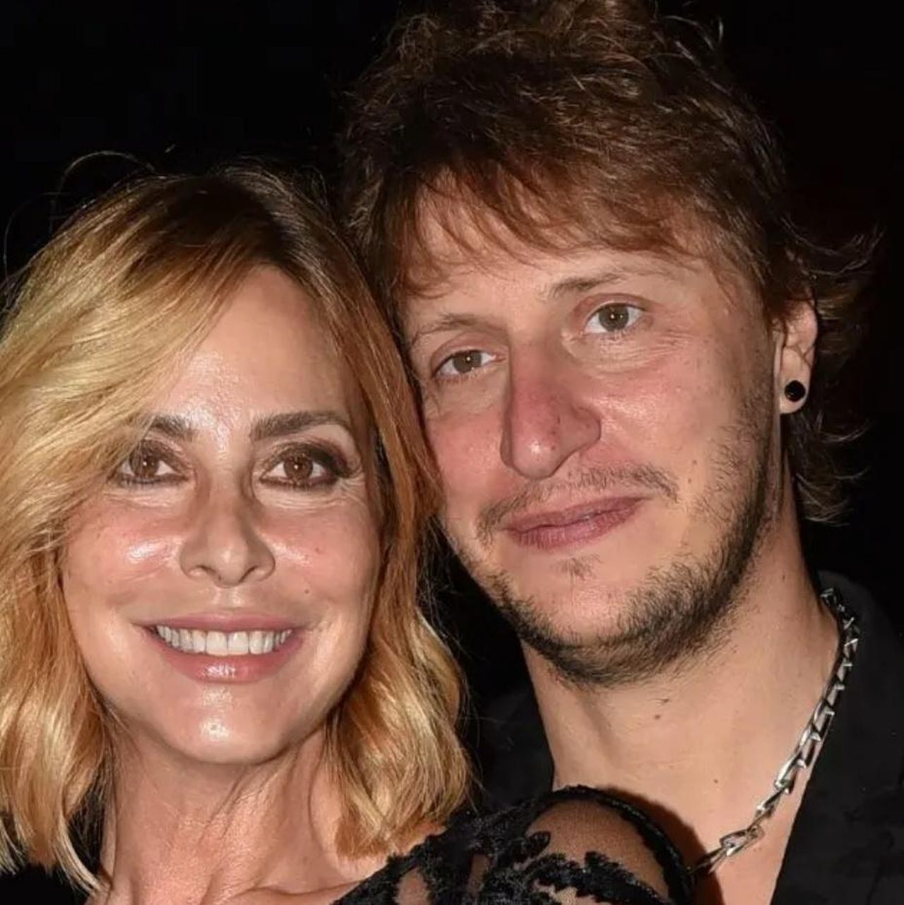 Stefania_Orlando_e_la_lettera_del_suo_ex_marito_bLIYbrv7nK - Confidenze24 source:tvzap - Stefania Orlando e la lettera del suo ex marito - Stefania Orlando oggi