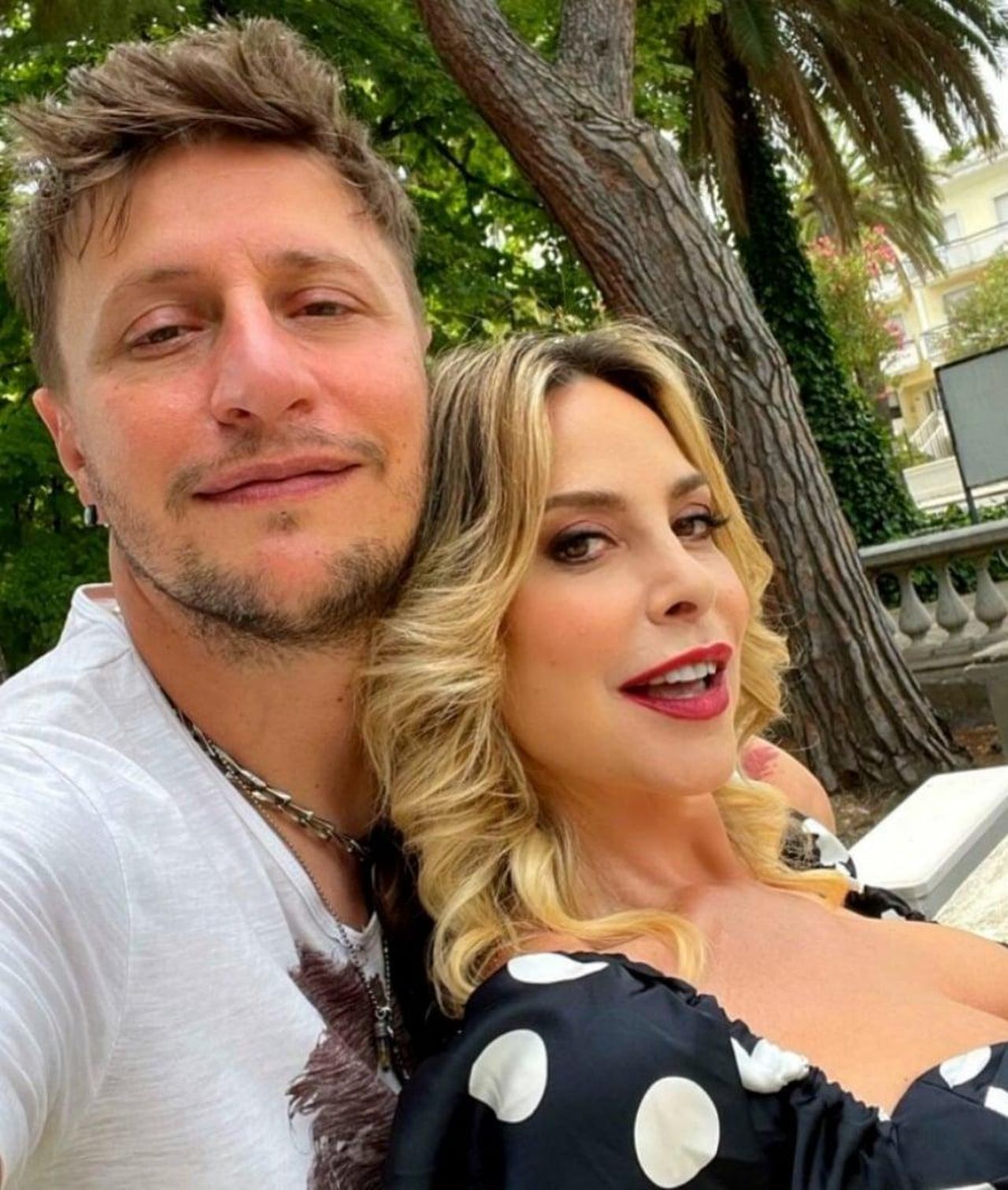 Stefania_Orlando_e_la_lettera_del_suo_ex_marito_sHYcLhvjnA - Confidenze24 source:tvzap - Stefania Orlando e la lettera del suo ex marito - Stefania Orlando