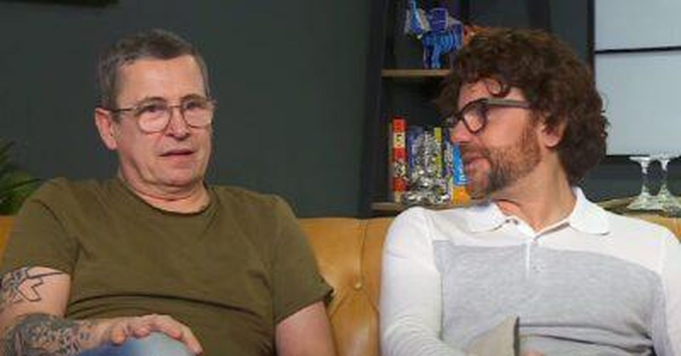 Stephen_e_Daniel_LustigWebb_di_Gogglebox_cBuj0hRHZW - Confidenze24 source:entertainmentdaily - Stephen e Daniel Lustig-Webb di Gogglebox - Stephen Webb e Daniel Lustig su Gogglebox