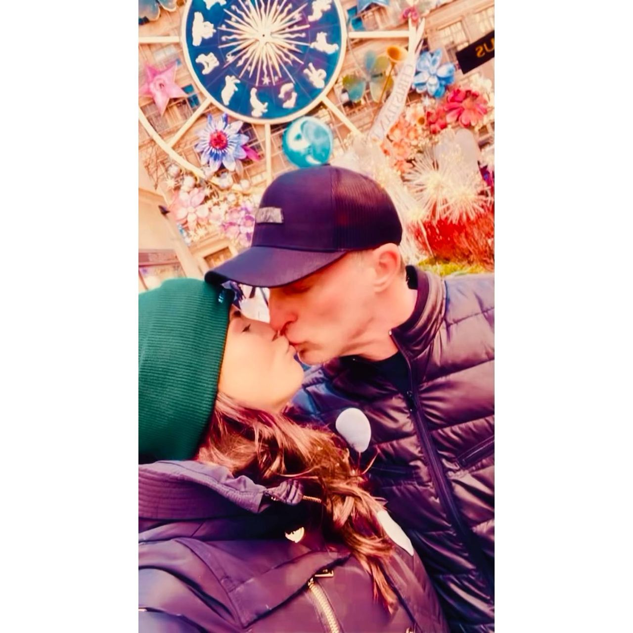 Steve_Burton_e_Michelle_Lundstrom_8oG20tc5Oq - Confidenze24 source:usmagazine - Steve Burton e Michelle Lundstrom - Steve Burton e Michelle Lundstrom