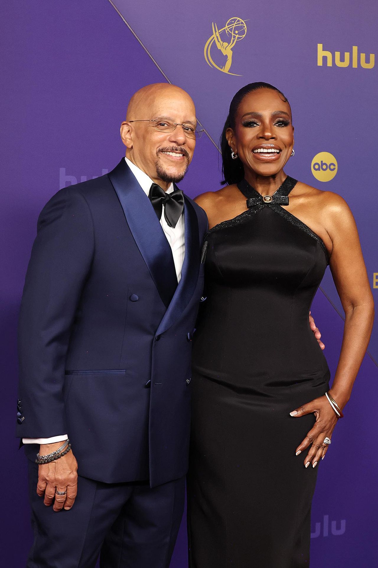 Un_Amore_a_Distanza_cJsgDDBa0z - Confidenze24 source:usmagazine - Un Amore a Distanza - Sheryl Lee Ralph e Vincent Hughes