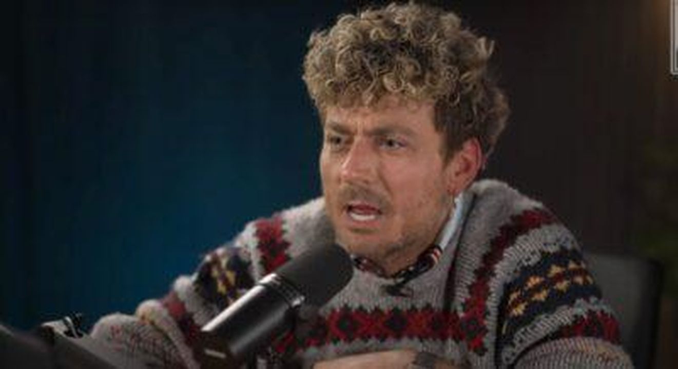 Un_amico_condivide_le_ultime_conversazioni_con_Paul_Danan_p8R2ViQ0kV - Confidenze24 source:entertainmentdaily - Un amico condivide le ultime conversazioni con Paul Danan - Paul era un caro amico di Dapper Laughs