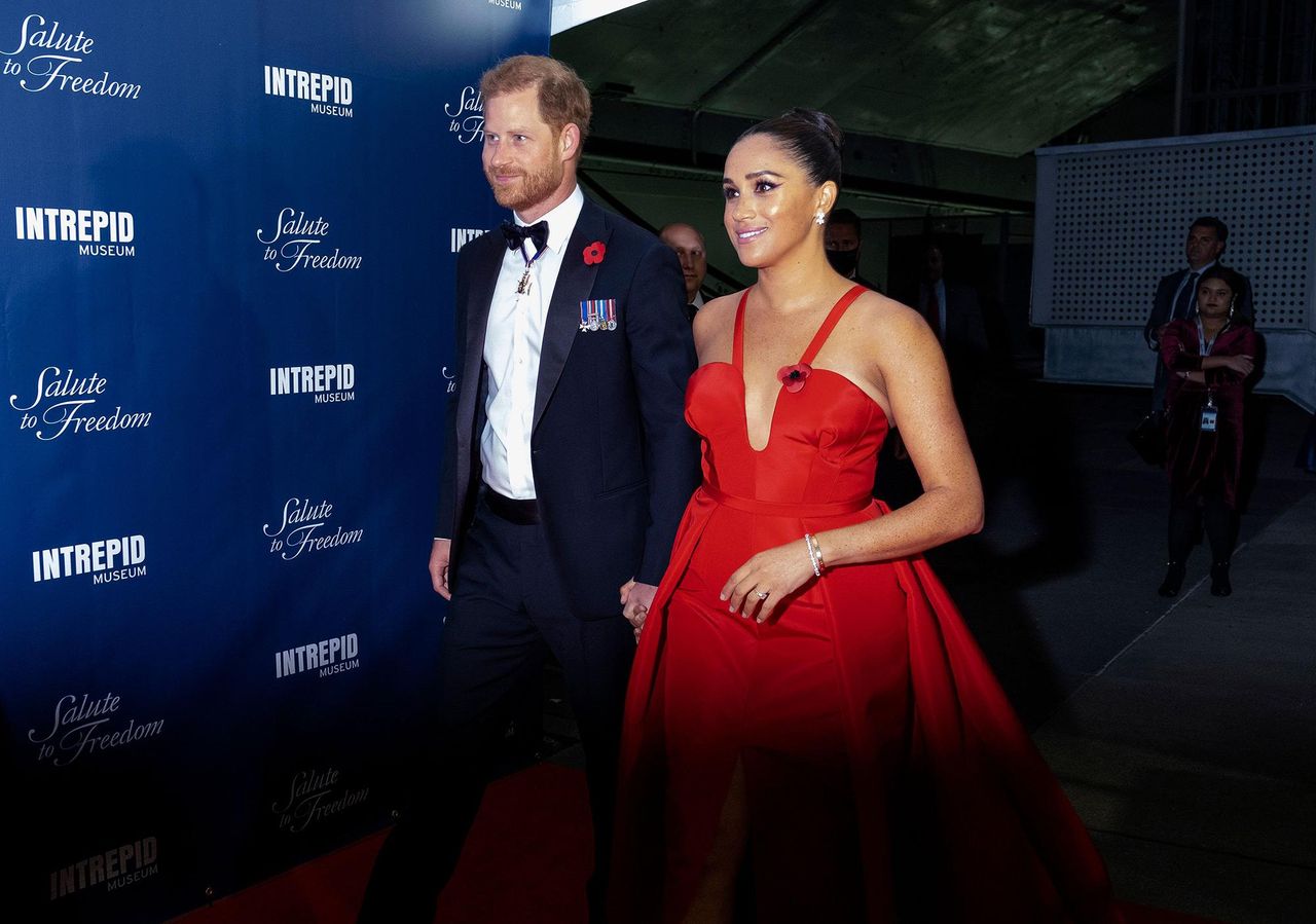 Un_amico_per_sempre_R21FOdgYls - Confidenze24 source:usmagazine - Un amico per sempre - Meghan parla dei suoi cani.