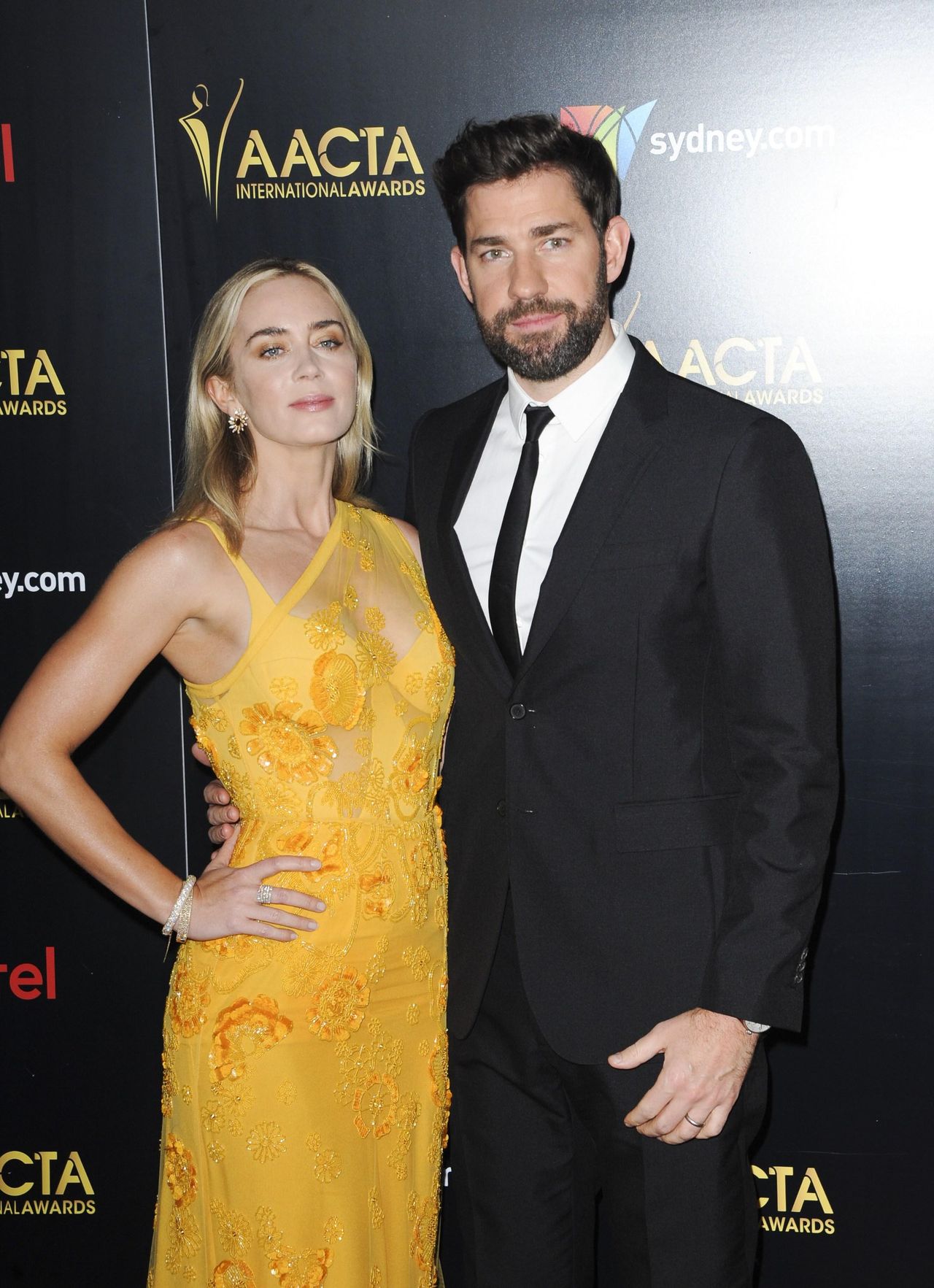 Un_appuntamento_romantico_a_New_York_Zd4px6zmNM - Confidenze24 source:sheknows - Un appuntamento romantico a New York - John Krasinski ed Emily Blunt all'arrivo per gli 8° Annual Australian Academy of Cinema and Television Arts (AACTA) International Awards