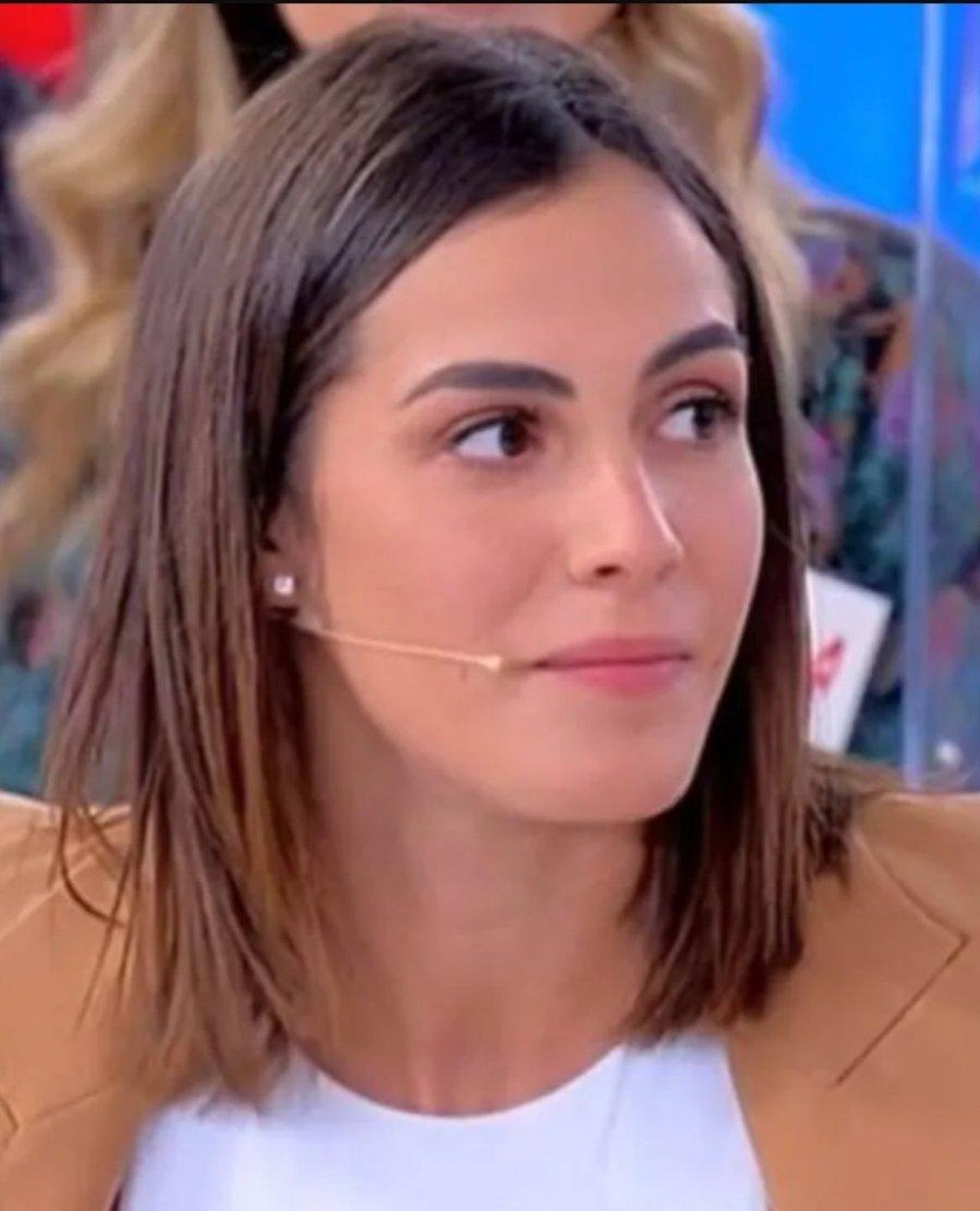 Vanessa_Spoto_si__sposata_hUnUAV0yZi - Confidenze24 source:tvzap - Vanessa Spoto si è sposata - Immagine del matrimonio di Vanessa Spoto