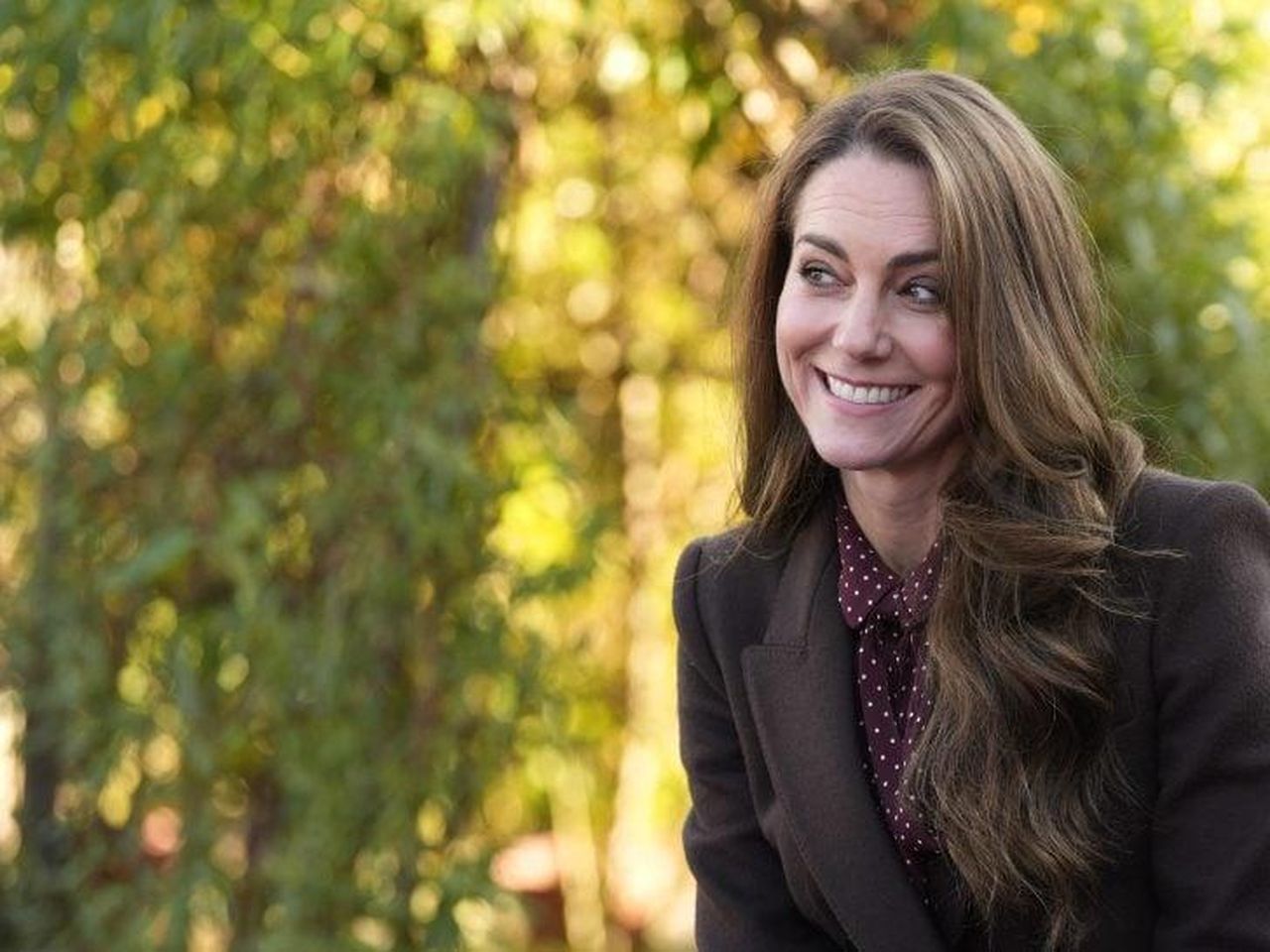 Visita_a_Sorpresa_di_Kate_Middleton_Zl3aGO4HHx - Confidenze24 source:thehollywoodgossip - Visita a Sorpresa di Kate Middleton - Kate Middleton durante la visita all'ospedale