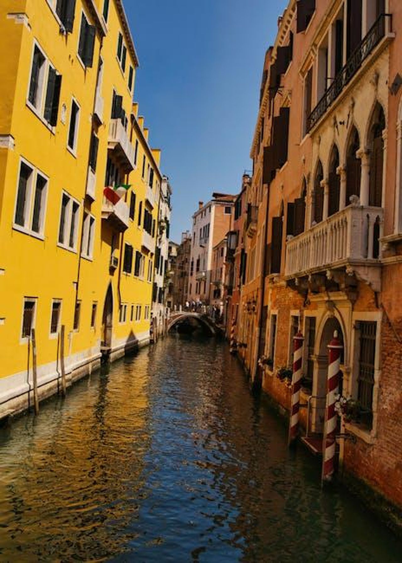 Cast_di_Ne_vedremo_delle_belle_le_possibili_protagoniste_del_nuovo_programma_AeZAlmgYLh - Confidenze24 Source: Travel with Lenses - pexels - Venice Canal