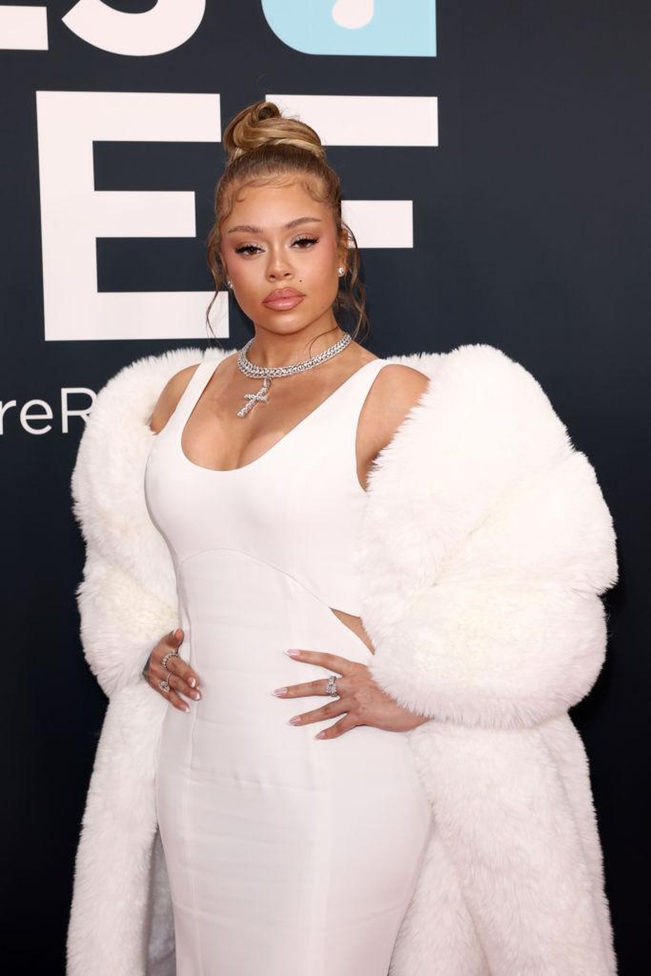 Chi_Ha_Sfoggiato_il_Look_Pi_Strepitoso_ai_Grammys_mVCIboleN3 - Confidenze24 Chi Ha Sfoggiato il Look Più Strepitoso ai Grammys? - 67th Annual GRAMMY Awards - Arrivals