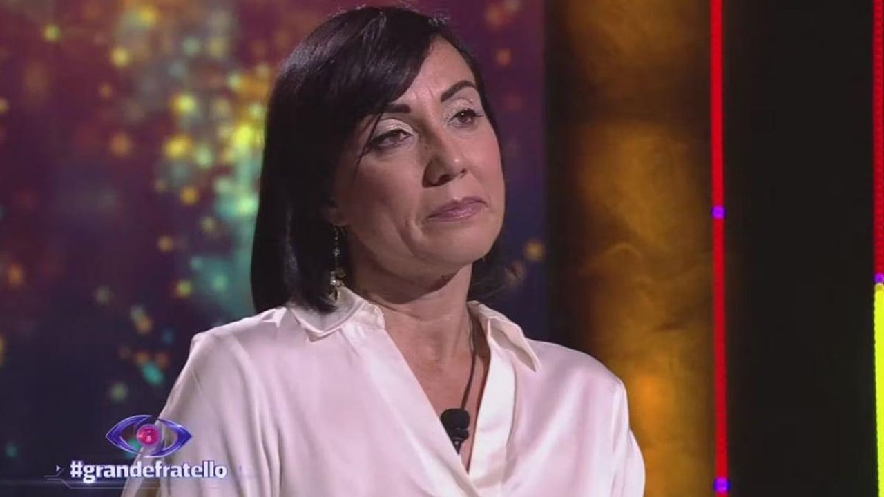 Grande_Fratello_annunciato_il_ritiro_di_Pamela_nzh1OkH4wr - Confidenze24 Grande Fratello, annunciato il ritiro di Pamela - Grande Fratello, arriva il colpo di scena dopo il ritiro