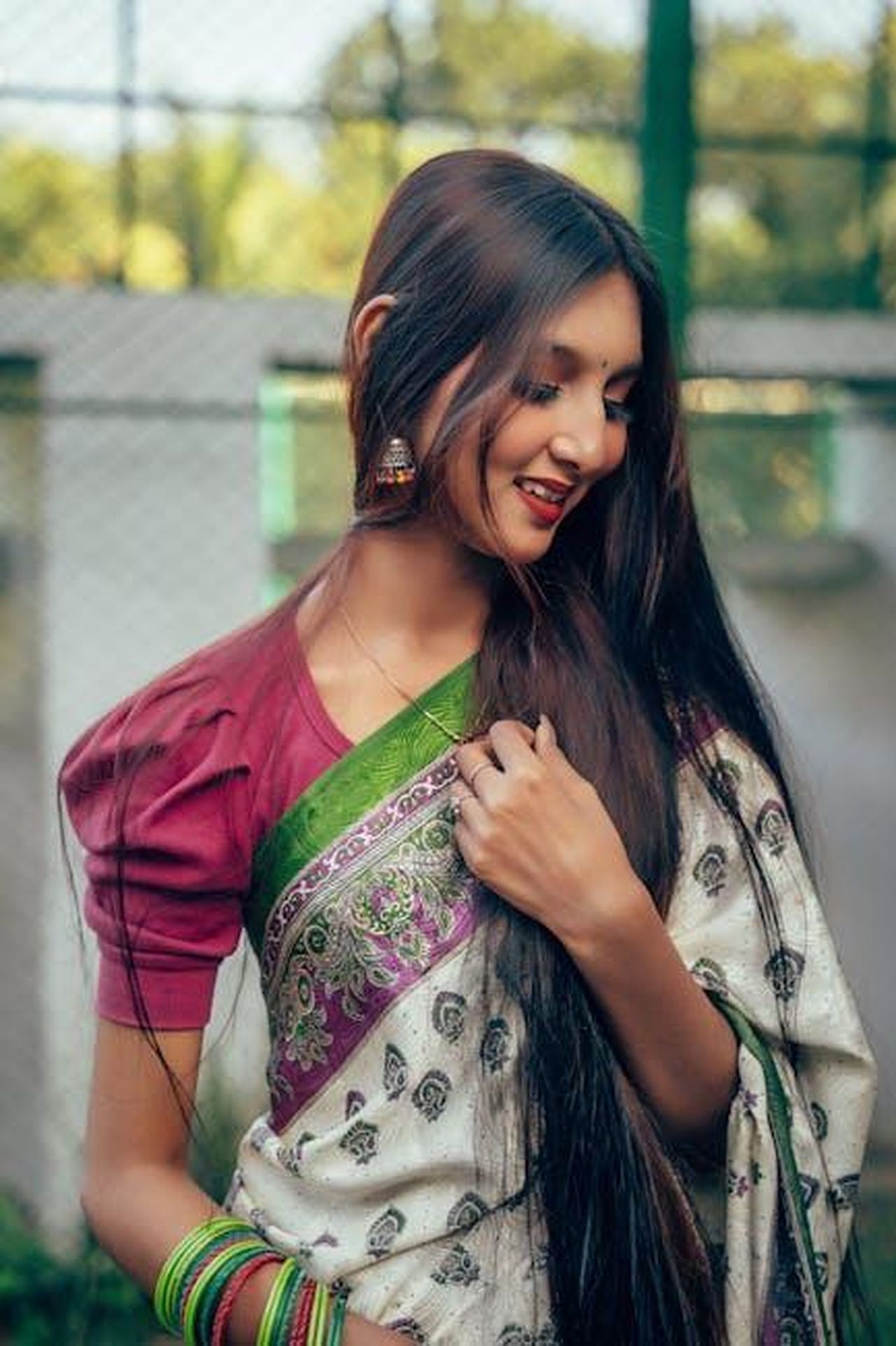 Iago_Garcia__finito_al_centro_delle_polemiche_a_causa_di_una_sua_presunta_uscita_fuori_luogo_b8tCTbNBHK - Confidenze24 Source: Mehedi Hasan - pexels - Draped in culture, glowing with confidence.