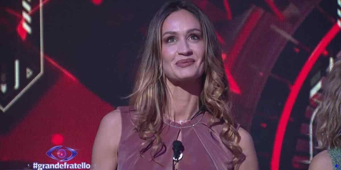 Il_racconto_della_diretta_della_29a_puntata_del_Grande_Fratello_wA9RKAVAIm - Confidenze24 Il racconto della diretta della 29a puntata del Grande Fratello - Helena Prestes al Grande Fratello