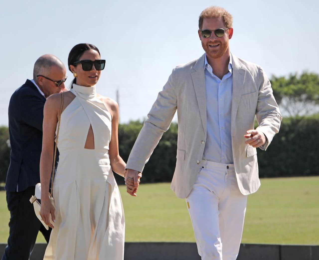 Le_voci_su_un_possibile_ritorno_di_Harry_e_Meghan_kZpWXQNvia - Confidenze24 Le voci su un possibile ritorno di Harry e Meghan - Immagine di copertura dell'articolo