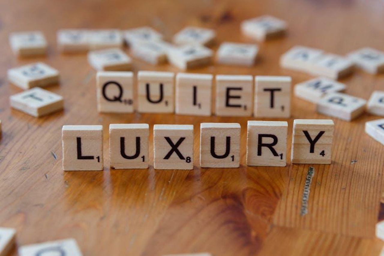 Lester_Holt__Orgoglioso_del_Suo_Lavoro_in_Dateline_FGGQcI8B54 - Confidenze24 Source: Markus Winkler - pexels - Free stock photo of affluence, comfort, elegance