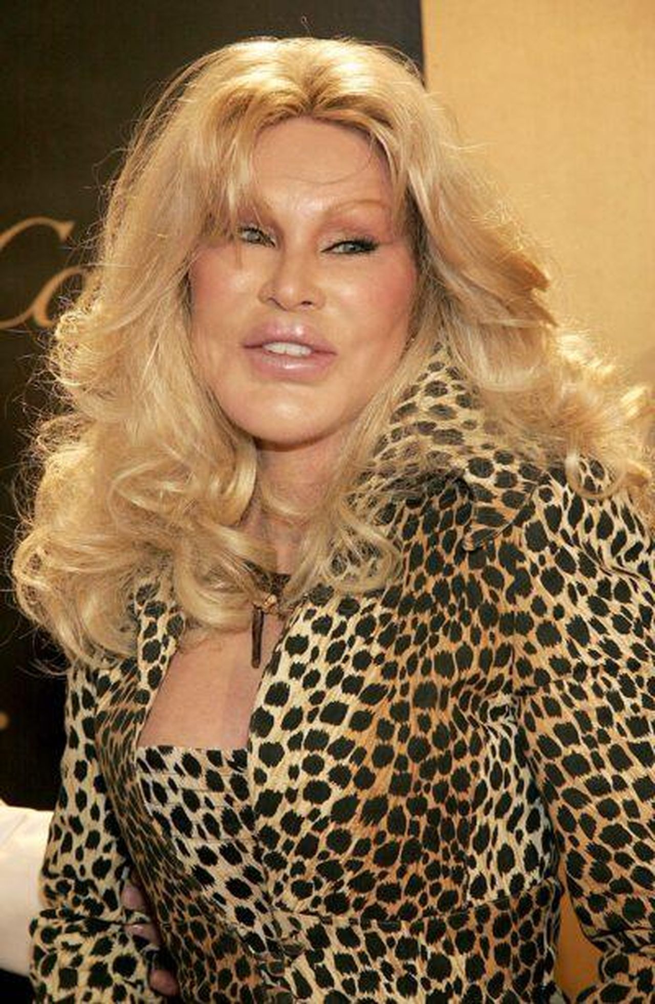 Morti_celebri_Jocelyn_Wildenstein_OsT5xuquYo - Confidenze24 Source: SplashNews.com - - Jocelyn sorridente
