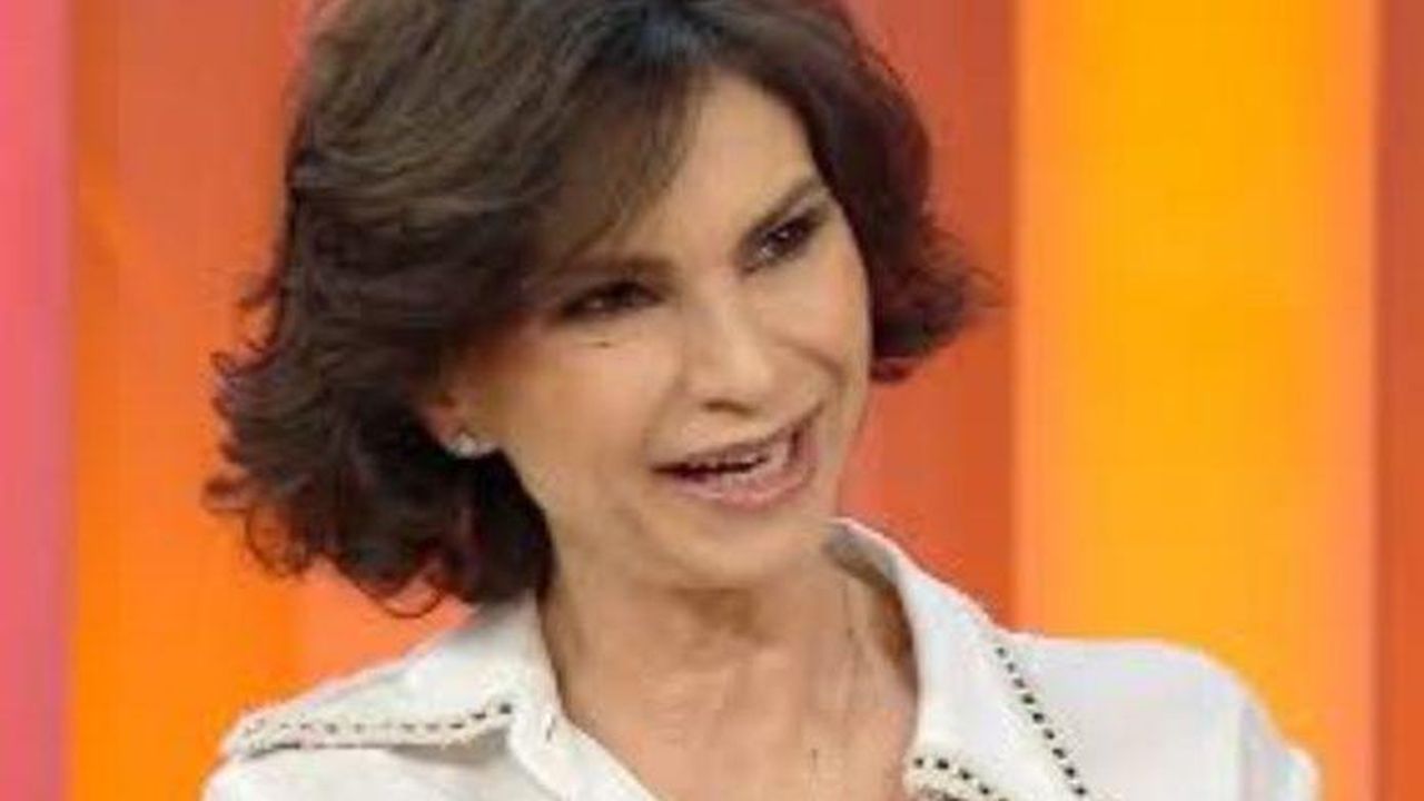 Ramona_Badescu_diventa_mamma_la_sorprendente_rivelazione_F7StQdFAKC - Confidenze24 Ramona Badescu diventa mamma: la sorprendente rivelazione - Ramona Badescu ospite a La volta Buona