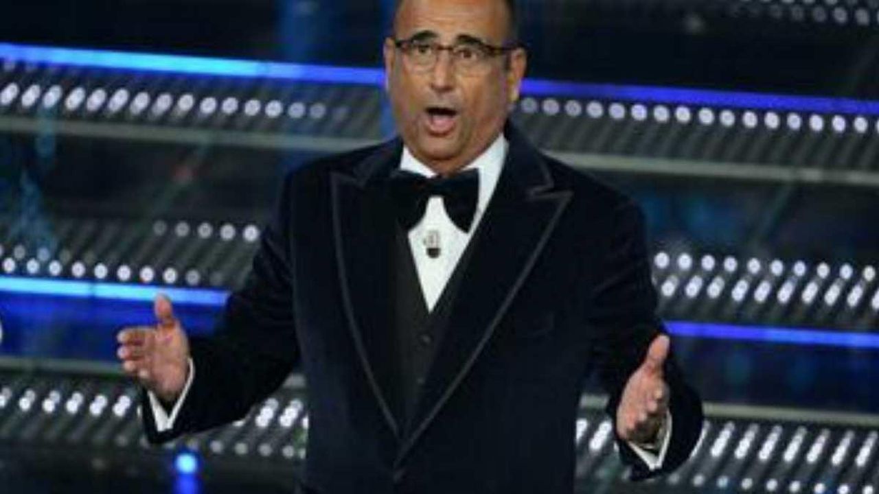 Sanremo_2025_subito_problemi_con_laudio_allinizio_della_diretta_pJZsegtvbO - Confidenze24 Sanremo 2025, subito problemi con l’audio all’inizio della diretta - Problemi audio al Festival di Sanremo 2025