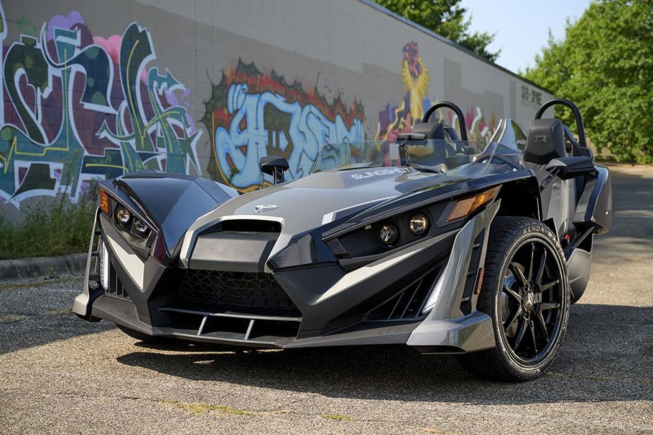 Un_Nuovo_Inizio_per_Polaris_Slingshot_F0k9EvY45U - Confidenze24 Un Nuovo Inizio per Polaris Slingshot - Polaris Slingshot svela la linea 2025